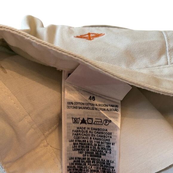 Dockers Light Gray Casual Shorts 46 - Picture 3 of 10